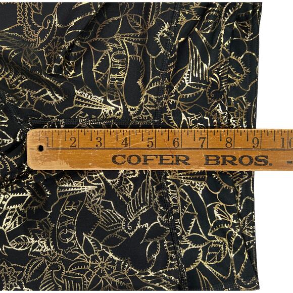 Zumba Love Metallic Capri Leggings Extra Small (XSpicy) Gold Black - Picture 10 of 12